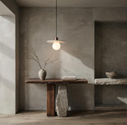 Suspension globe opalin anneau marbre Japandi lumière douce Ø30 cm – Atelier Fancy Light