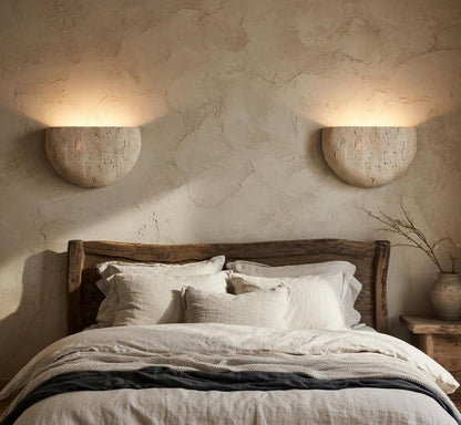 Applique travertin demi-lune éclairage uplighter entrée appartement design Japandi – Atelier Fancy Light