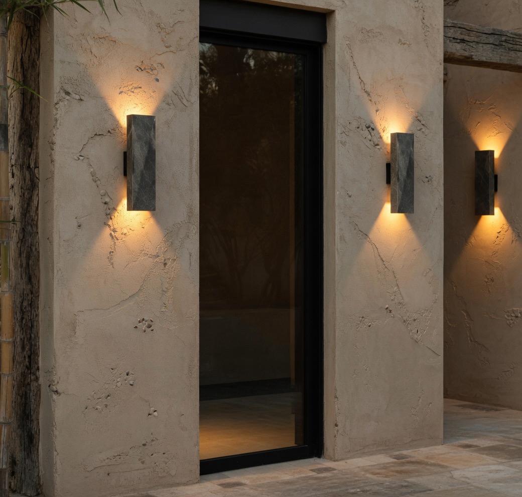 Applique travertin rectangle extérieur terrasse double halo IP65 pierre naturelle Wabi-Sabi – Atelier Fancy Light